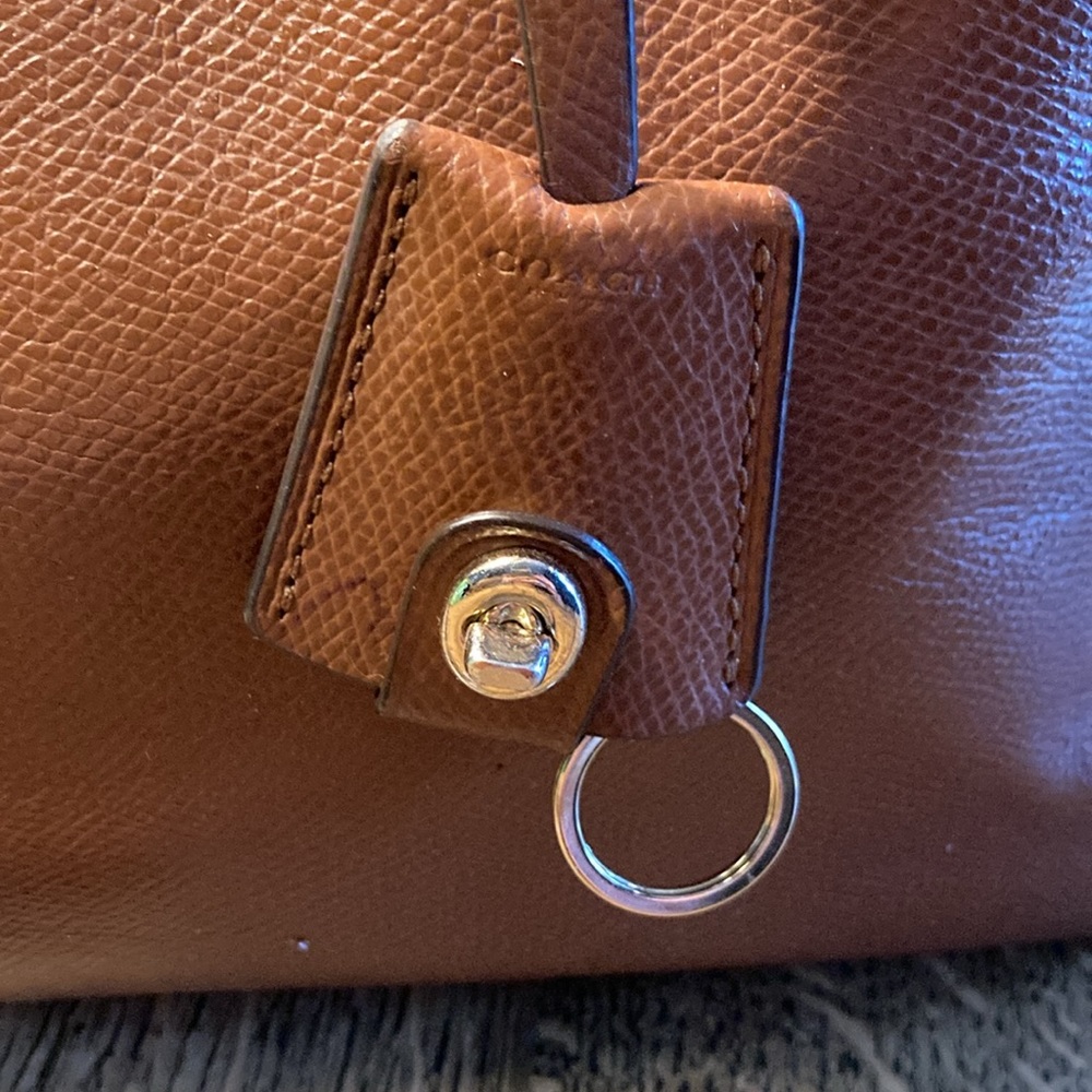 COACH Carmel color hand/shoulder bag, attached key holder, see pics $125 - Picture 11 of 13